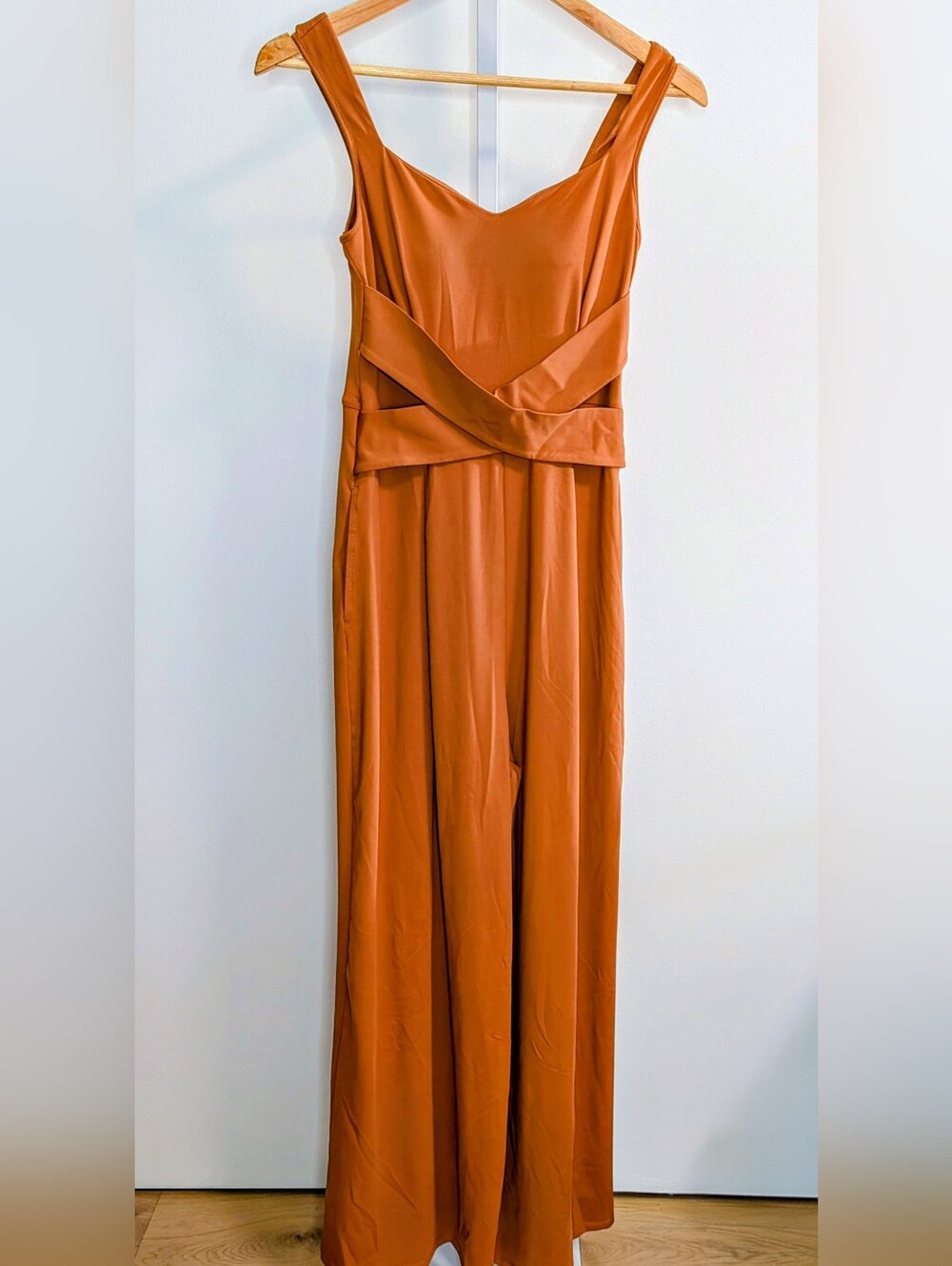 NWT Halara U Back Sleeveless Casual Jumpsuit with Pockets - Picture 3 of 6